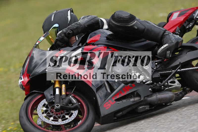 /22 06.06.2025 DISCOVER the BIKE ADR/Race 3 rot/34
